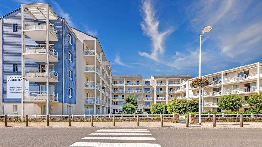 Gîte pour 6 personnes, avec piscine et sauna ainsi que jardin et balcon à Plougonvelin - 2