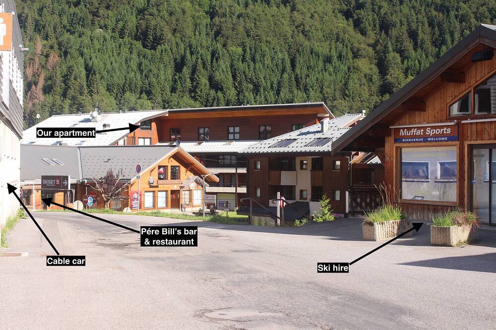 Geheel appartement, Ruime familie duplex met 3 slaapkamers - slechts 50 meter van de skipistes in Saint-Jean-d'Aulps, Les Portes du Soleil