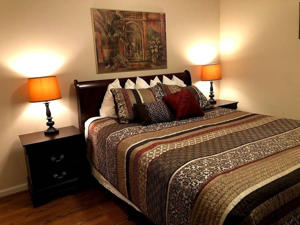 Ganze Wohnung, Panoramablick auf den Fluss Downtown Condo W / Balkon in Wilmington, New Hanover County