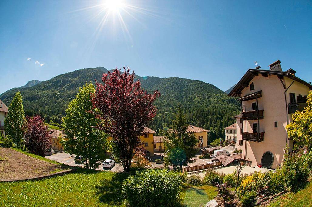 Hotel Carlone in Breguzzo, Sella Giudicarie