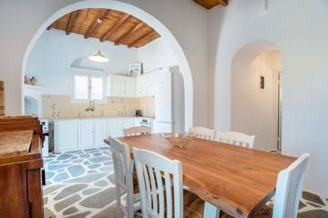 Apartment for 5 People in Paros, Paros Regional Unit, Photo 4