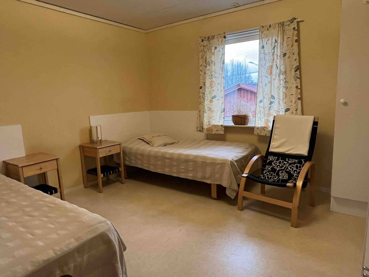 Hel lägenhet, Lägenhet för 5 Personer med trädgård in Umeå, Västerbotten