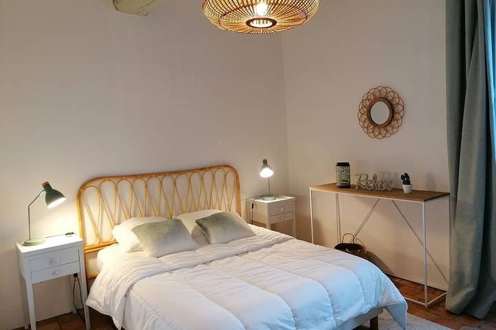 Gîte pour 8 personnes, avec jardin, animaux acceptés à Cossé-le-Vivien - 4