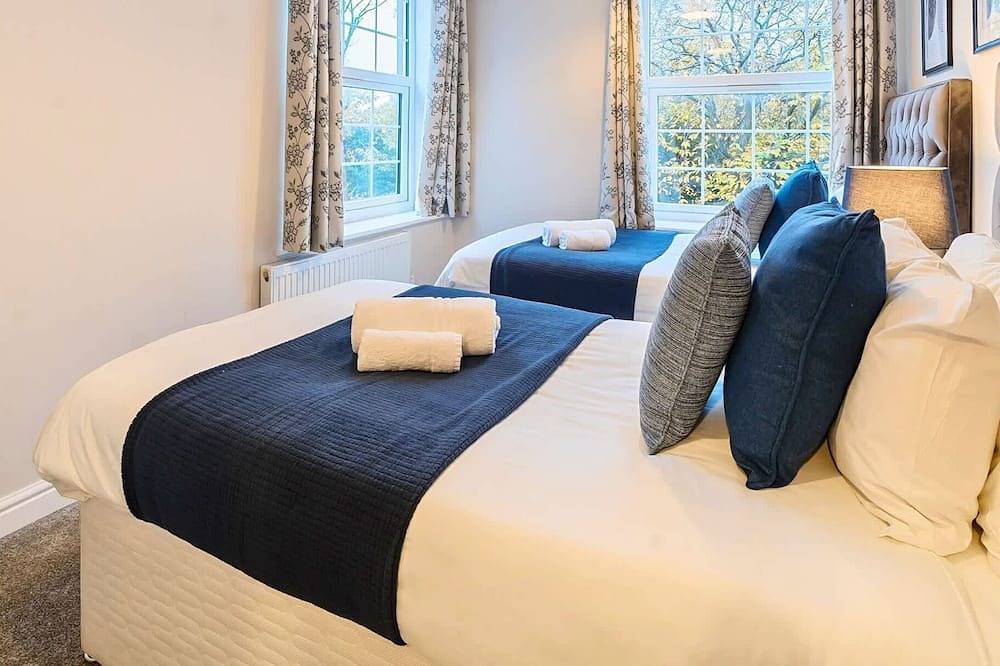 Spacious Apartment, 6 Adults, Smart Tv, Wifi in Rushmoor, Hampshire