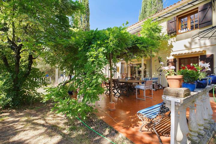 Villa pour 6 personnes, avec Balcon et Jardin dans les Alpes maritimes