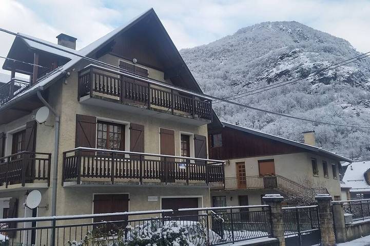 Chalet pour 6 personnes, avec balcon à Bagnères-de-Luchon - 4