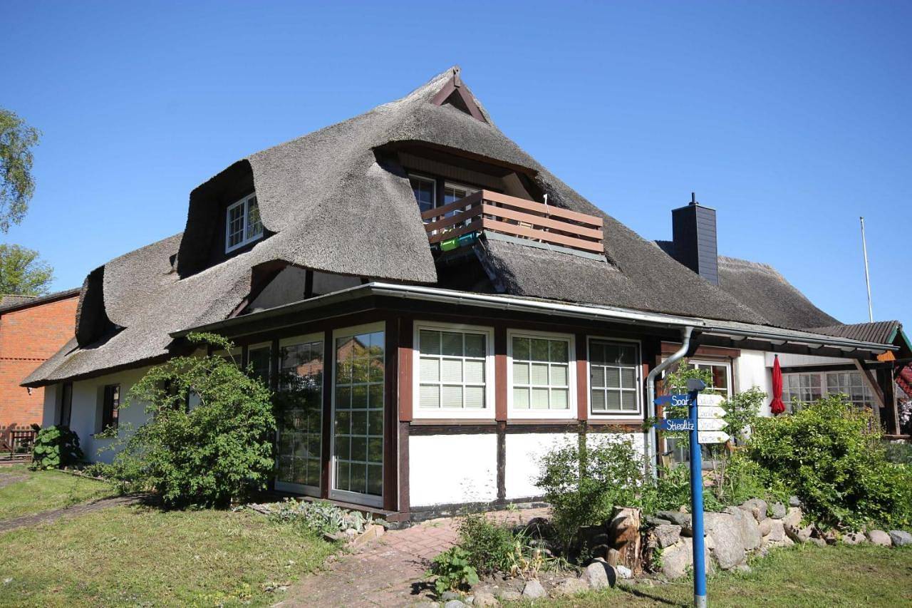 Haus 1795 Storchennest in Wustrow, Fischland