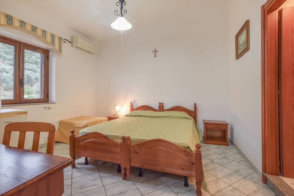 Lovely home in Caronia in Caronia, Messina (província)