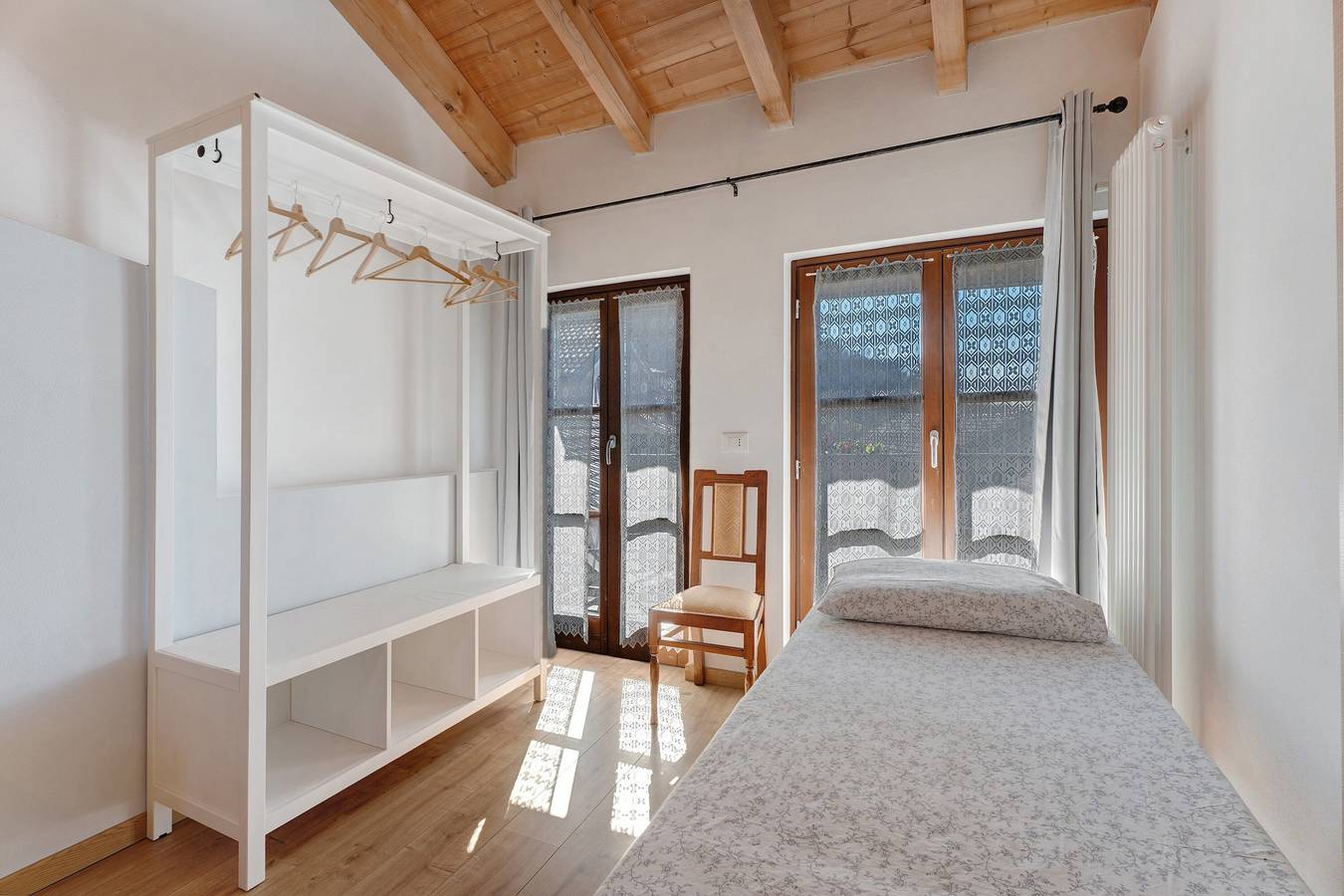 Ganze Wohnung, Ferienwohnung 'Casa Elisa' mit Bergblick, Balkon und Wlan in Bassola (Armeno), Comune di Armeno