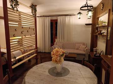 Gîte pour 4 personnes, avec jardin ainsi que balcon et vue à Pescasseroli