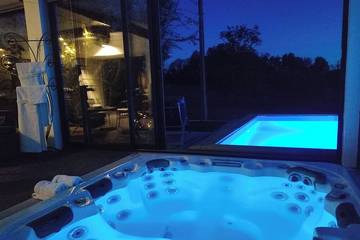 Location de vacances pour 2 personnes, avec terrasse et jacuzzi à Saint-Pierre-du-Chemin