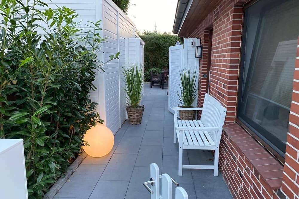 Ganze Wohnung, 2-Zimmer-Ferienwohnung mit eingezäuntem Garten und Parkplatz in Tinnum, Sylt (Gemeinde)