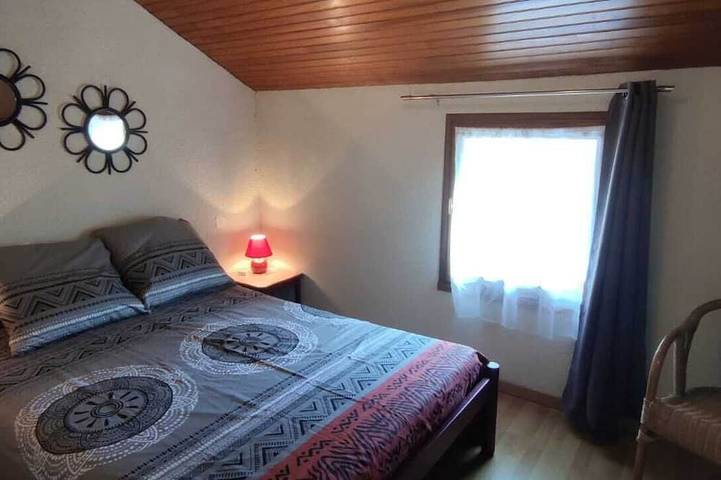 Gîte pour 5 personnes, avec terrasse, animaux acceptés à La Malène - 2