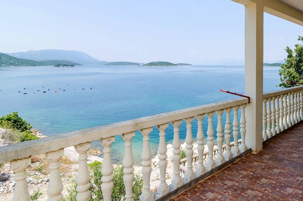 Ganze Wohnung, 2-Zimmer-Ferienwohnung am Strand Bucht Pjestata, Peljesac in Dubrovnik-Neretva