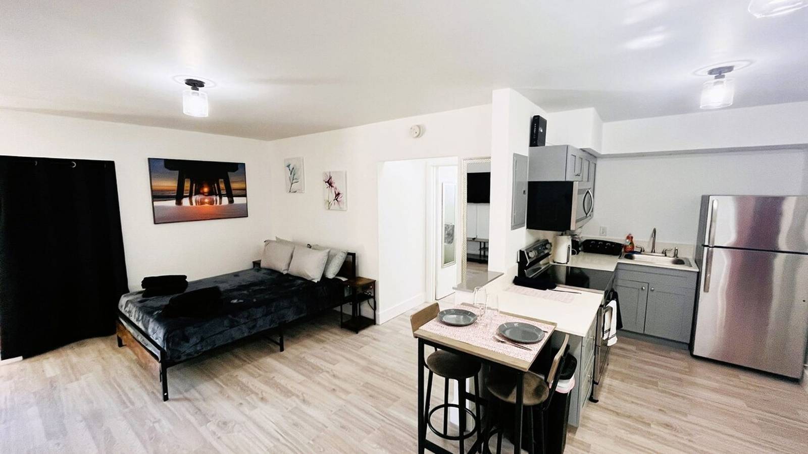 Entire studio, Upper east side renovated Studio  free parking in Miami, Florida