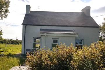 Ferienhaus für 6 Personen, mit Garten und Meerblick in County Donegal