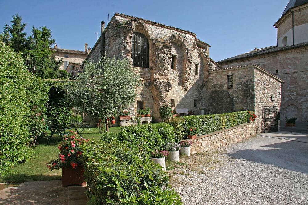 Entire apartment, \"Il Turrione\" The Hermitage in Assisi, Perugia Province