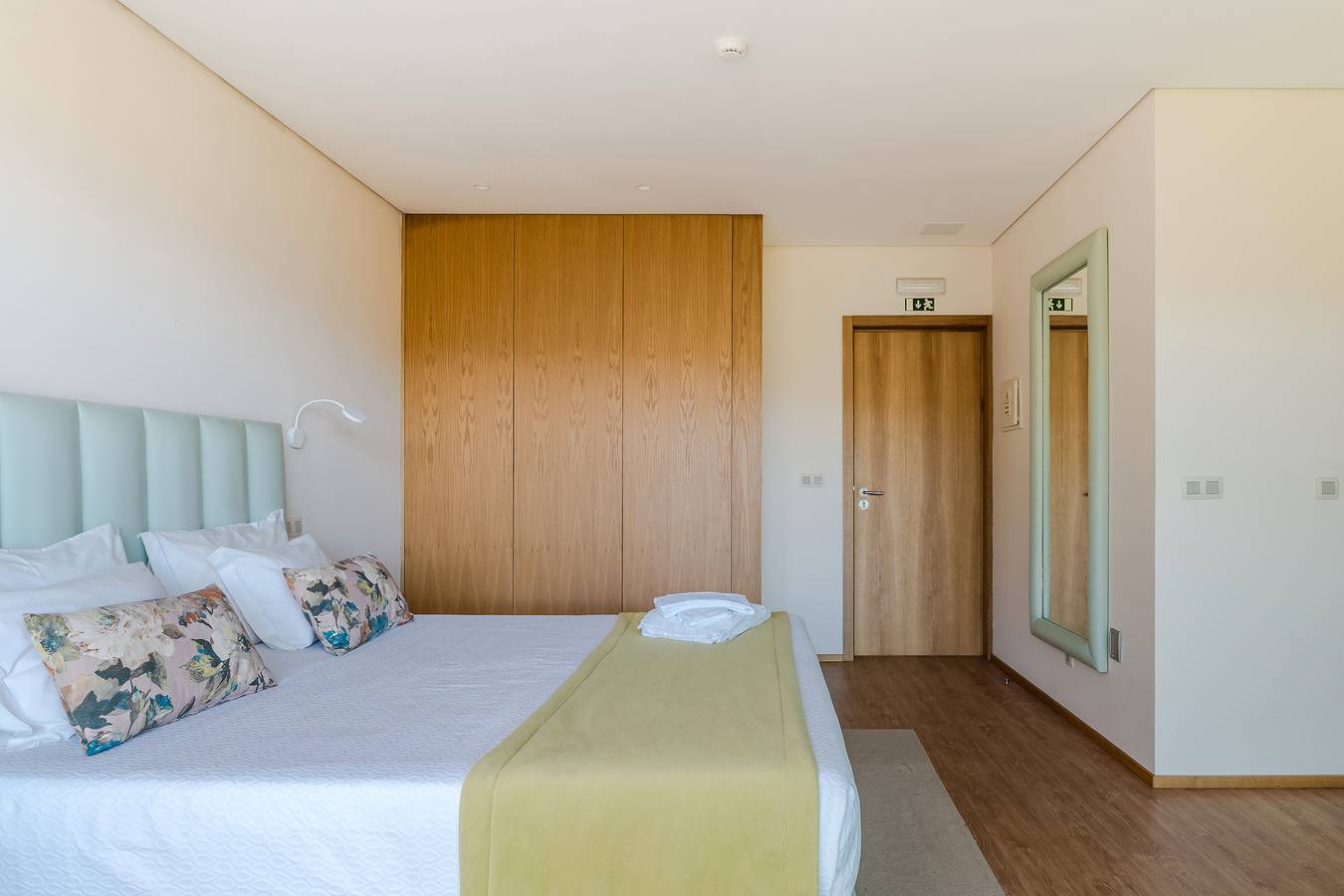 Zimmer 'Quarto Queen 3 - Oak Nature' mit Gemeinschaftspool, gemeinsamer Terrasse und Wi-Fi in Ventosa (Gerês), Ventosa e Cova