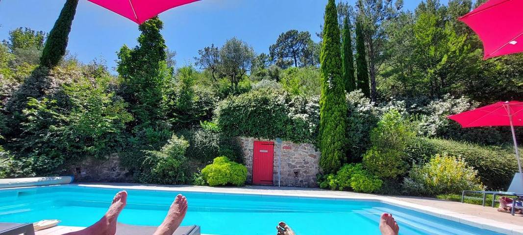 Apartamento de vacaciones para 2 personas, con jardín además de vistas y piscina - 1