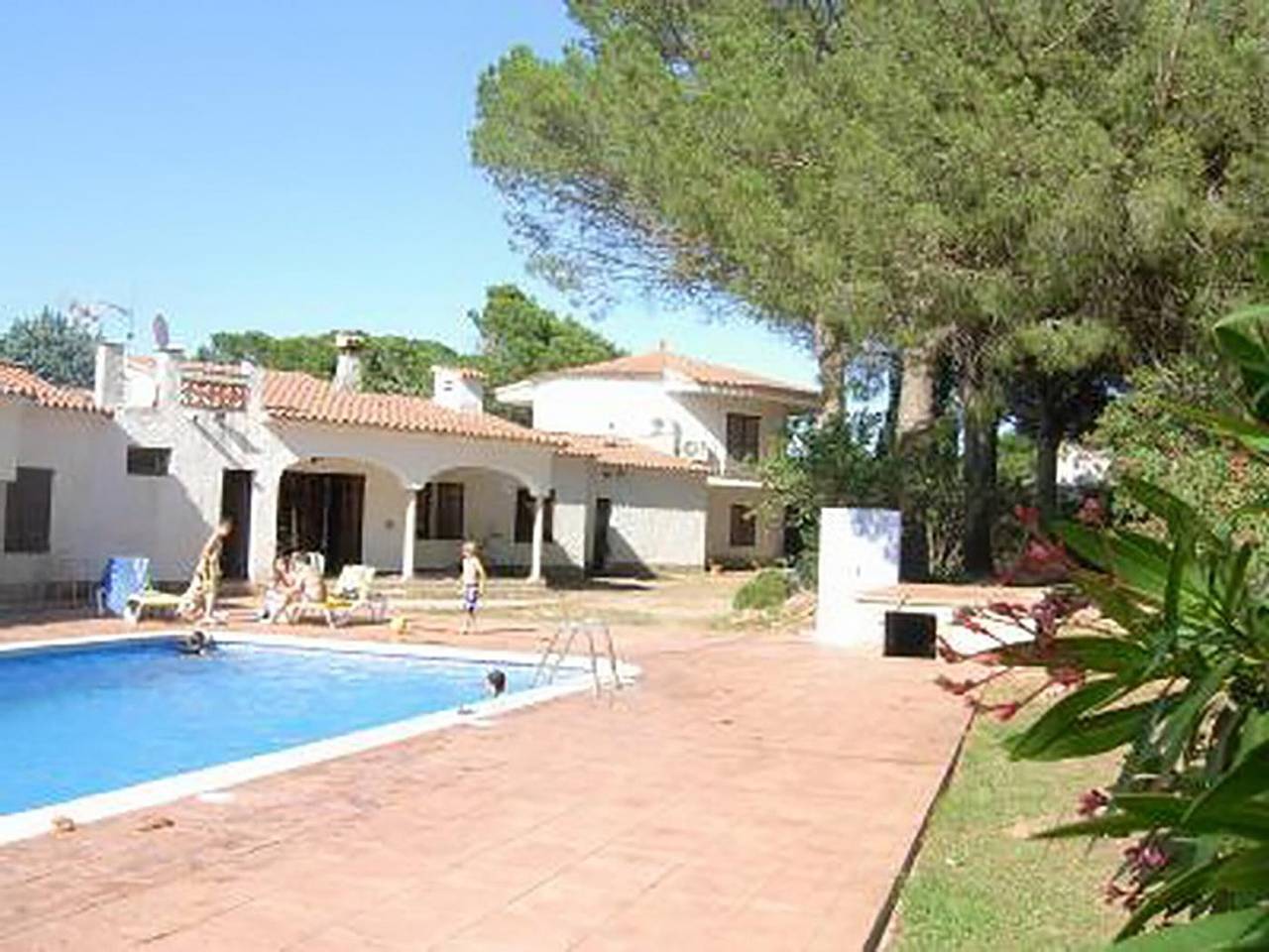 Traumhaus an der Costa Brava mit großem Gemeinschaftspool und Garten in l'Escala, Oberampurien