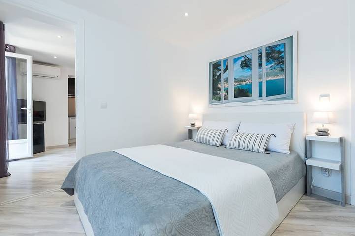 Gîte pour 4 personnes, avec jacuzzi ainsi que jardin et terrasse dans Carnolès - 4