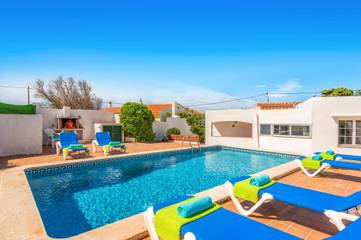Villa in Alaior Municipality, Coast of Menorca für 6 