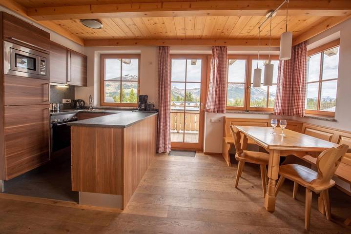 Ferienwohnung für 6 Personen, mit Balkon und Ausblick in Hochkrimml - 2
