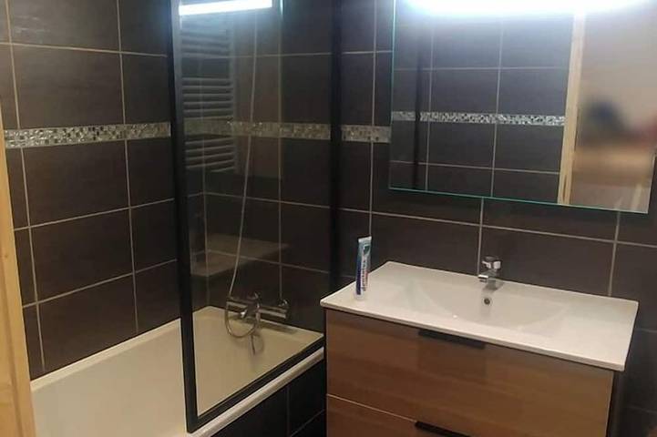 Ganze Wohnung, Wohnung 4/6 Personen 40m2 am Fuße der Pisten nach Süden 4 fl. Oder Les Menuires in Les Menuires, Saint-Martin-de-Belleville
