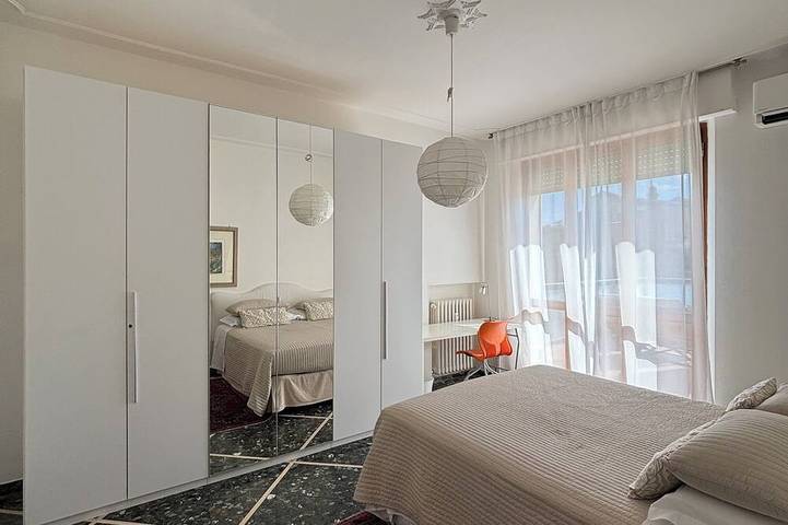 Entire apartment, Penthouse San Francesco in Siena, Siena region2