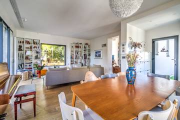 Maison De Vacances pour 9 Personnes dans Bougival, Yvelines, Photo 3