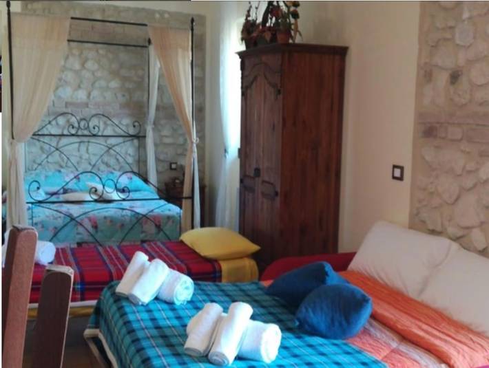 Appartamento intero, Il Poggio Dei Pettirossi Appartamento - Wi-fi gratuita in Pettorano sul Gizio, Provincia di L'Aquila