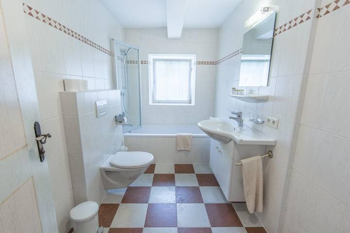 Ferienhaus (8-14 Personen/6 Sz) in Flachau, Ski Amadé