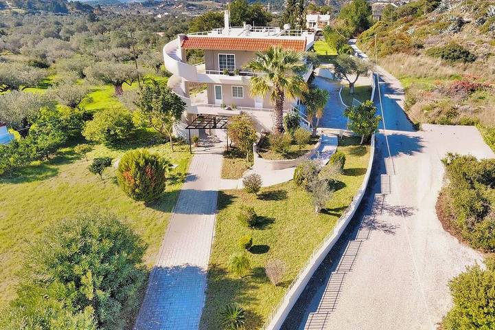 Ferienwohnung für 2 Personen, mit Balkon und Garten in Afantou