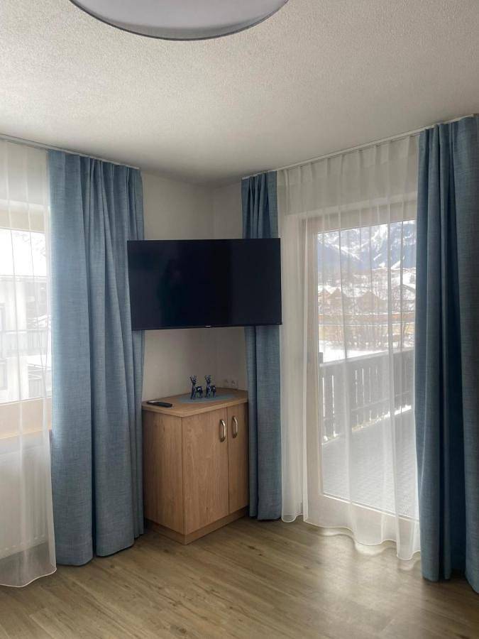 BnB für 4 Personen, mit Garten und Ausblick in Lermoos - 2