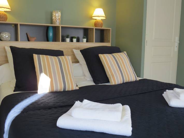 Chambre d’hôte pour 4 personnes, avec jardin et piscine