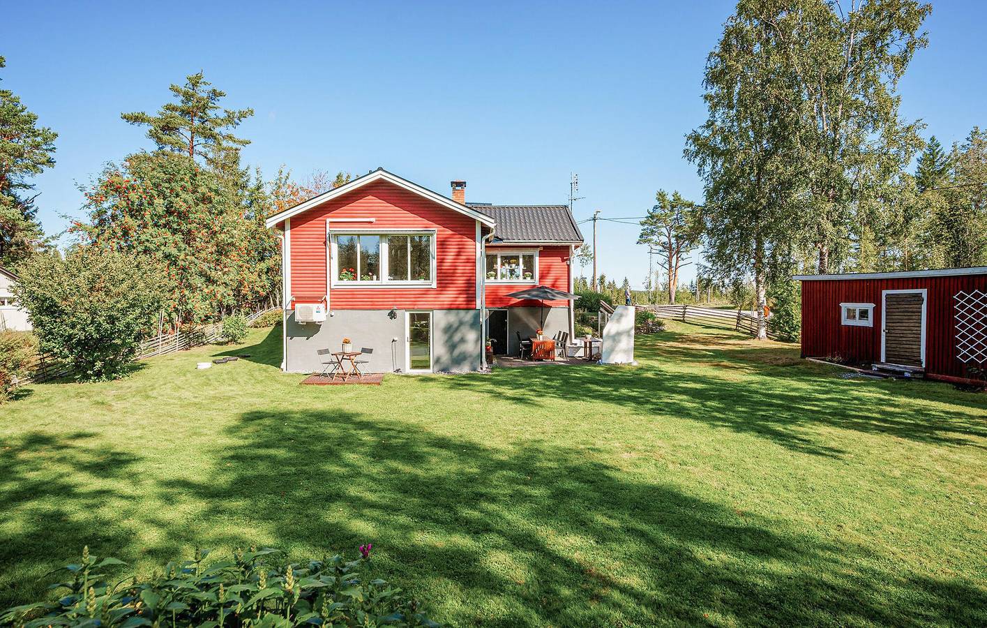 Ferienhaus für 10 Personen mit Garten in Gästrikland