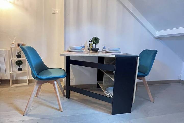 Appartement entier, Studio au cœur de Fontainebleau. A 5 minutes du Château ! in Fontainebleau, Seine-et-Marne
