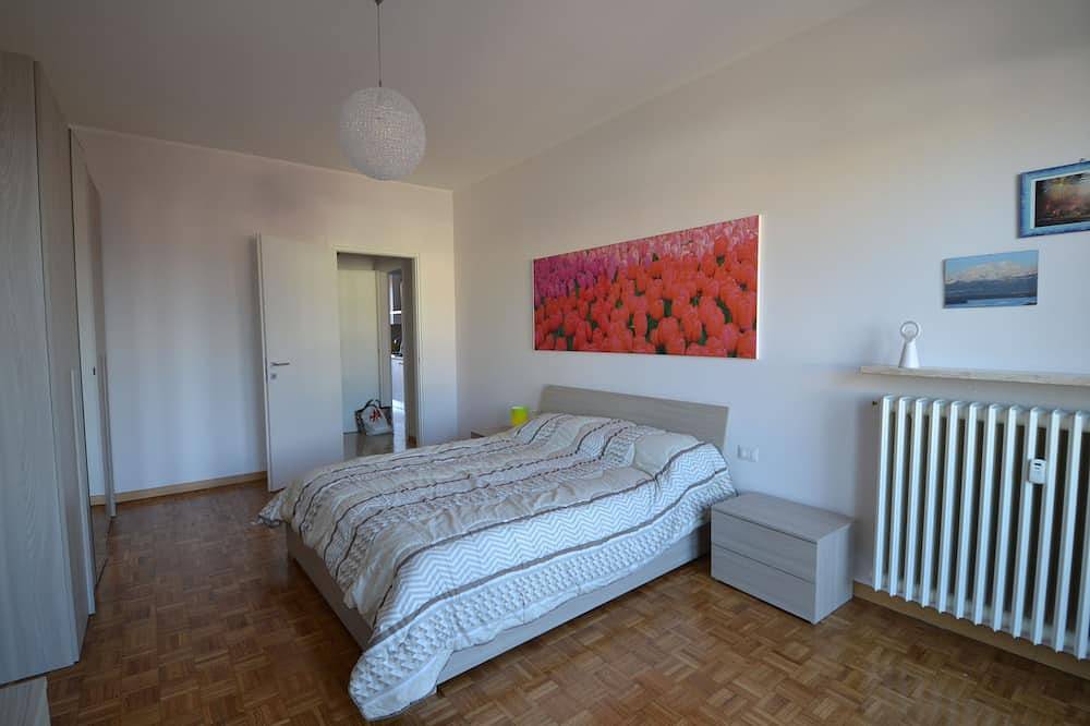 Appartamento intero, Biroldi Apartment... in Varese, Provincia di Varese