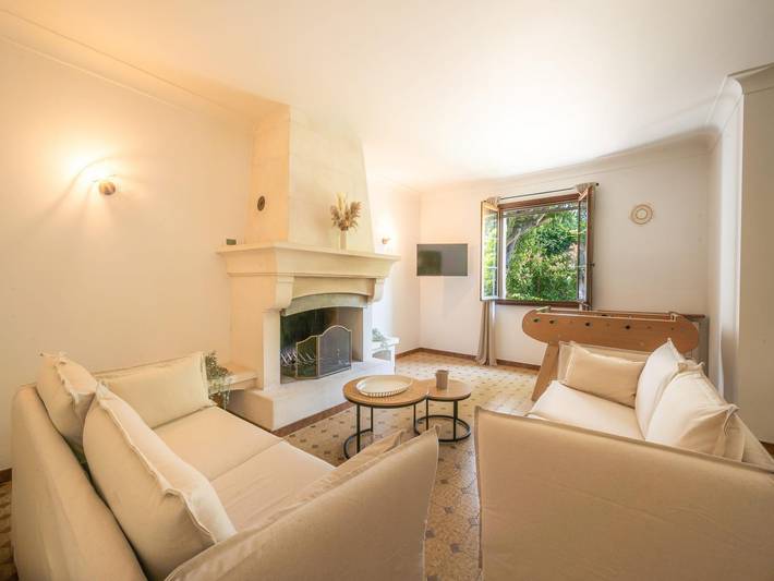 Location de vacances pour 8 personnes, avec Balcon/Terrasse et Piscine à Graveson - 3