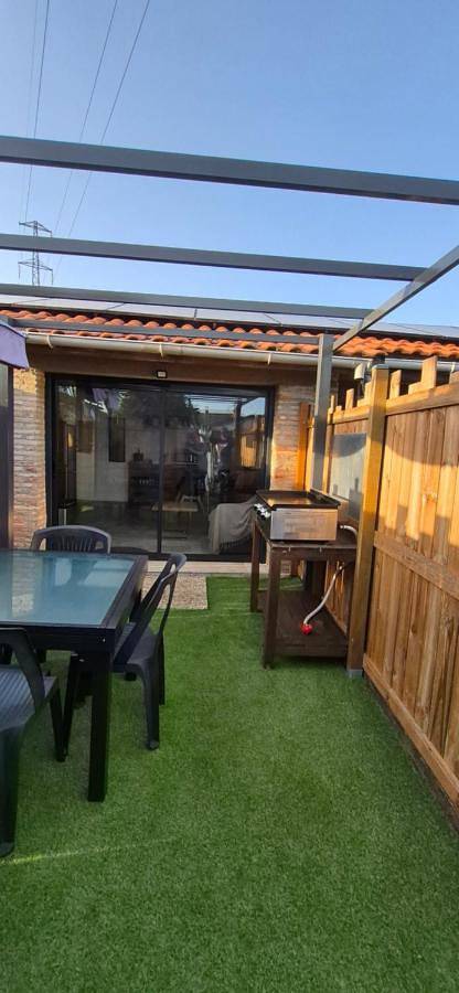 Gîte pour 4 personnes, avec terrasse à Ychoux - 2