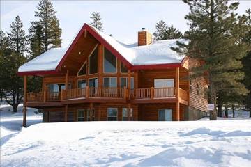 Log Cabin for 12 Guests in Dixie National Forest, Utah, Picture 2