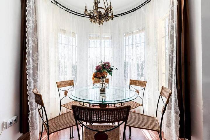 Chalet para 10 personas, con jardín además de piscina y vistas en Aljarafe - 2