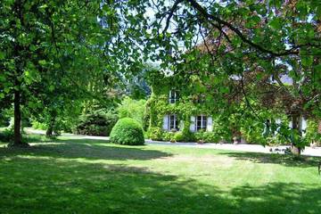 Location de vacances pour 4 personnes, avec terrasse et jardin à Varneville-Bretteville