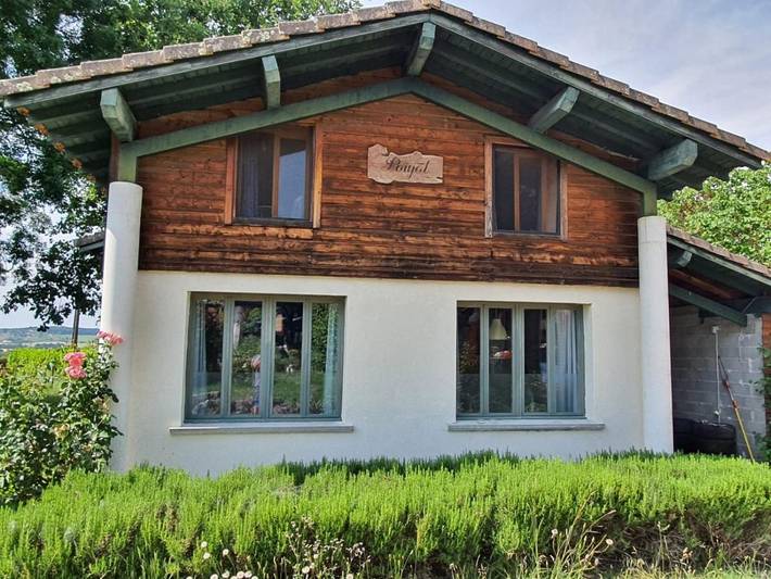 Location de vacances pour 6 personnes, avec piscine et terrasse ainsi que jardin et vue, animaux acceptés à Montfermier - 4