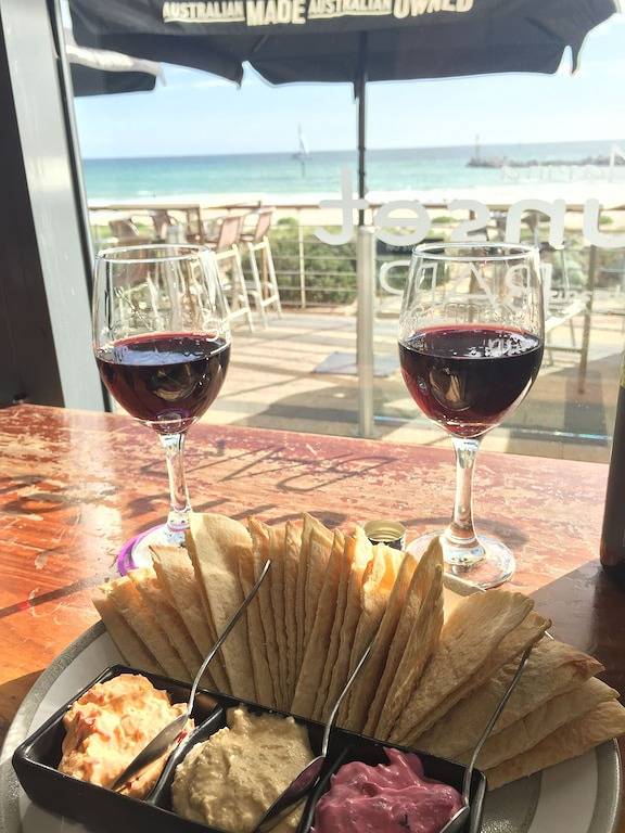 Holiday Apartment for 4 People in Adelaide, South Australia