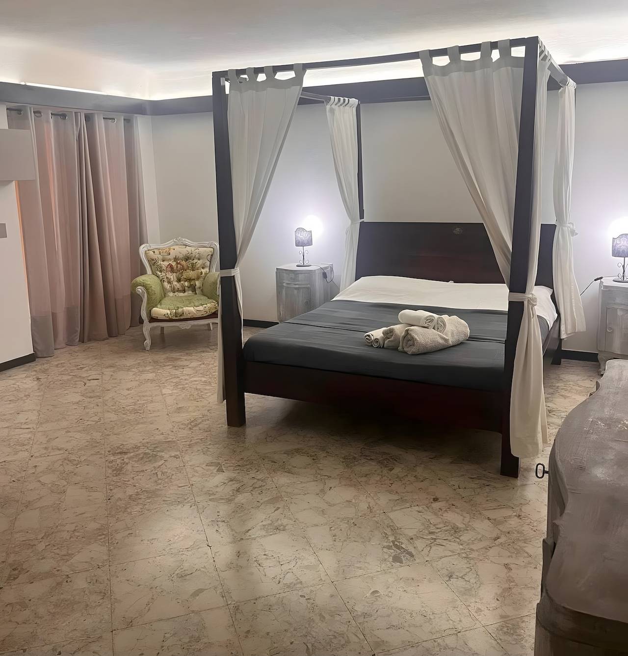 Bed and breakfast 'Al Castello' con Wi-Fi e aria condizionata in Bari, Provincia di Bari