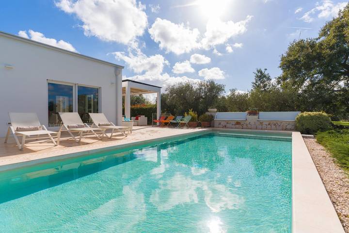 Ecovilla Terra di Luce with Private Pool in Martina Franca, Bari Province