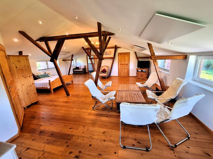 Ferienwohnung für 6 Personen, mit Terrasse und Garten in Hasselberg