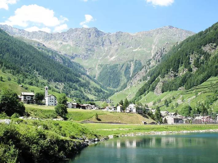 Chalet per 8 persone, con giardino e sauna in Valtellina