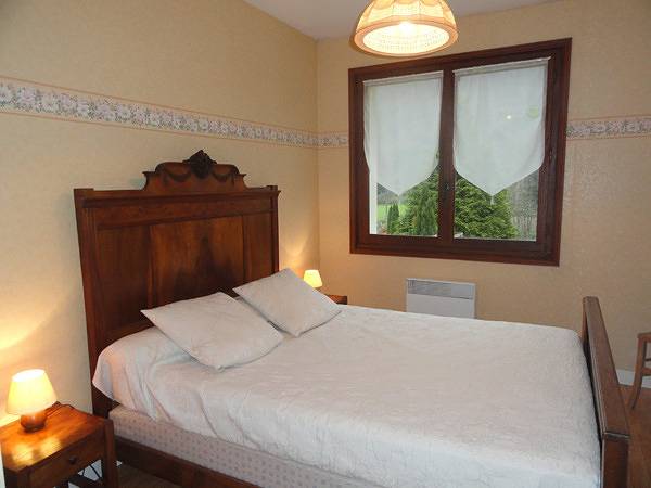 Casa de huéspedes para 6 personas con balcón in Nans-sous-Sainte-Anne, Doubs (desambiguación)